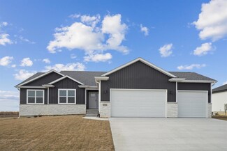 1724 Dalton St, Jesup, IA 50648