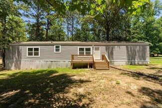20 Miami Ave, Higden, AR 72067