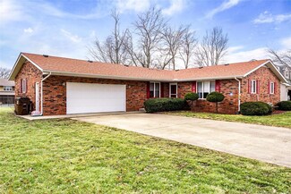 1313 Jane Dr, Gillespie, IL 62033