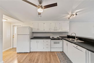 2196 Sanford Rd Unit 46, Wells, ME 04090