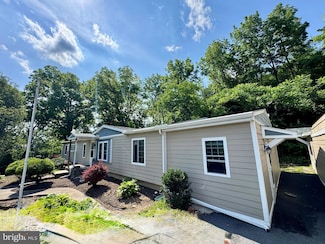 470 Crystal Cave Rd, Kutztown, PA 19530