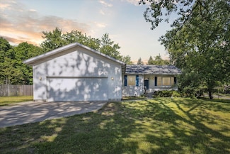 502 Woodland, Buchanan, MI 49107