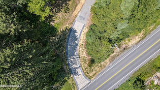 1095 W Mountain Rd, Queensbury, NY 12804