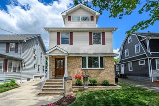 521 Spruce St, Roselle Park, NJ 07204