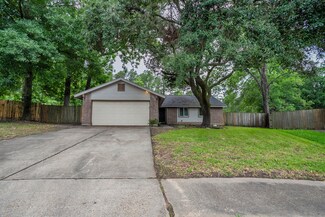 5102 Enchanted Timbers Dr, Humble, TX 77346