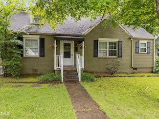 313 Colleton Rd, Raleigh, NC 27610