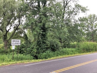 8591 Bridgeport Kirkville Rd, Kirkville, NY 13082