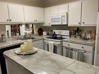 6272 Chasewood Dr Unit B, Jupiter, FL 33458