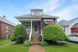 2424 Birch Ave, Whiting, IN 46394