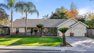 2335 E Harvard Ct, Visalia, CA 93292