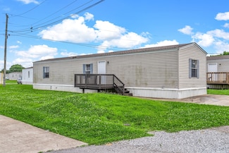 918 Gabby Ln, Oak Grove, KY 42262