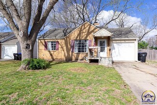 2411 SW Beverly Ct, Topeka, KS 66611