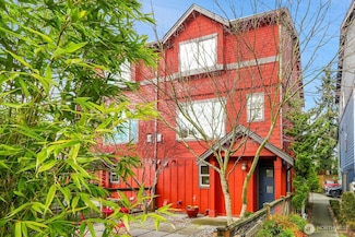 2130 N 113th St Unit B, Seattle, WA 98133