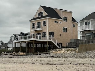 10 Charlotte St, Marshfield, MA 02050