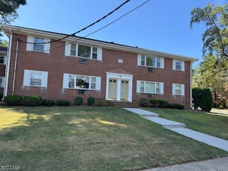 63 Traphagen Rd Unit B, Wayne, NJ 07470