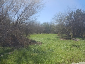 207 Rullman Ave, San Antonio, TX 78208