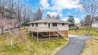 1290 Chickasaw Dr, London, OH 43140