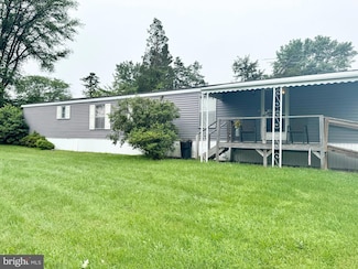 300 Bordic Rd, Reading, PA 19606