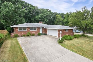 7678 Ragall Pkwy, Middleburg Heights, OH 44130