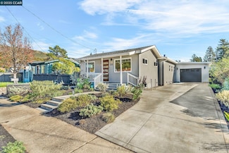 3932 Delmont Ave, Oakland, CA 94605