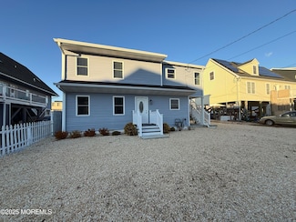40 Bay Shore Dr, Toms River, NJ 08753