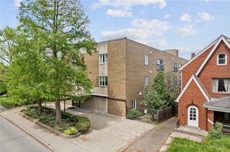 5425 5th Ave Unit 104, Pittsburgh, PA 15232