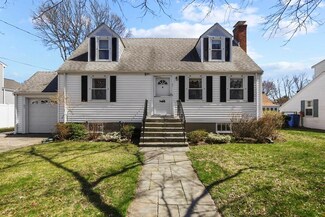 61 Stone Rd, Waltham, MA 02453