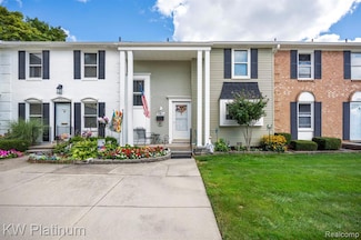 37619 Charter Oaks Blvd Unit 222, Clinton Township, MI 48036