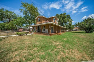 8261 S Fm 2790 W, Somerset, TX 78069