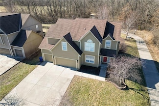 2709 SW Golden Eagle Rd, Lees Summit, MO 64082
