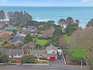15604 Oceanview Dr, Brookings, OR 97415