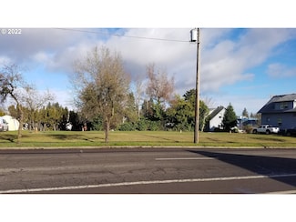 2323 19th Ave, Forest Grove, OR 97116
