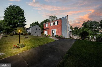 2422 E Colonial Dr, Upper Chichester, PA 19061
