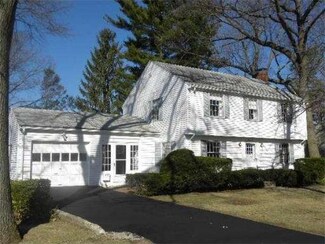 46 Bellevue Rd, Stoneham, MA 02180