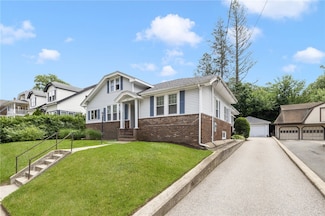 107 Meadow Rd, Woonsocket, RI 02895