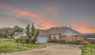 3905 Frisco Cir, Granbury, TX 76048