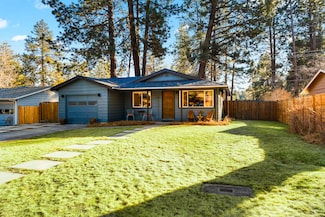 1661 NW Hartford Ave, Bend, OR 97701