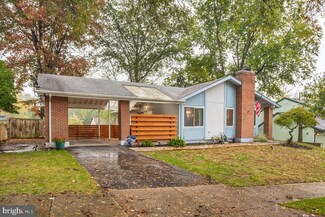8810 Monmouth Dr, Upper Marlboro, MD 20772