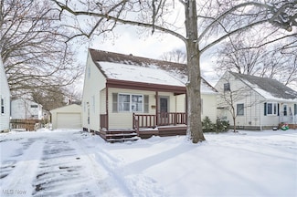 2857 8th St, Cuyahoga Falls, OH 44221