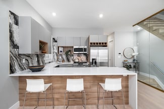 22 Perrine Ave Unit 2, Jersey City, NJ 07306