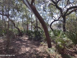 89 Tucker Lake Rd, Melrose, FL 32666