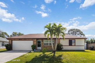 1019 Lee Ave NW, Palm Bay, FL 32907
