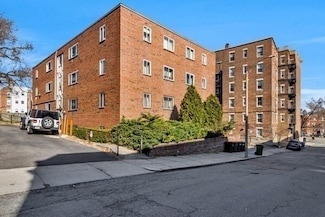 10 Scottfield Rd Unit B22, Allston, MA 02134
