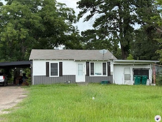 302 W Runnels St, New Boston, TX 75570