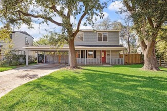 511 13th St N, Texas City, TX 77590