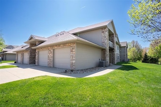 548 Kelsey Ln Unit 19, Altoona, IA 50009