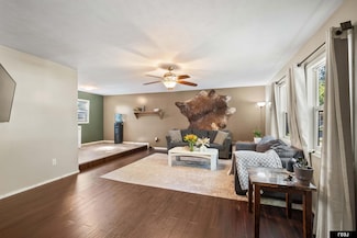 2010 Northville Cir, Lincoln, NE 68521