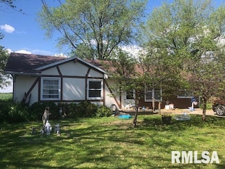 101 Cottage Ln, Murrayville, IL 62668