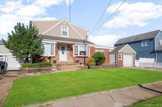 50 Haven Ave, Valley Stream, NY 11580