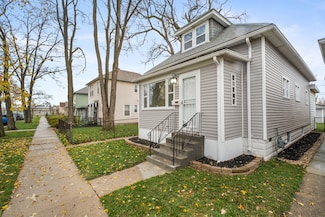 15926 Carse Ave, Harvey, IL 60426